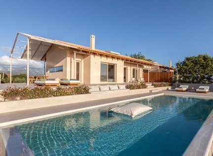 Avertosia Luxury Villas